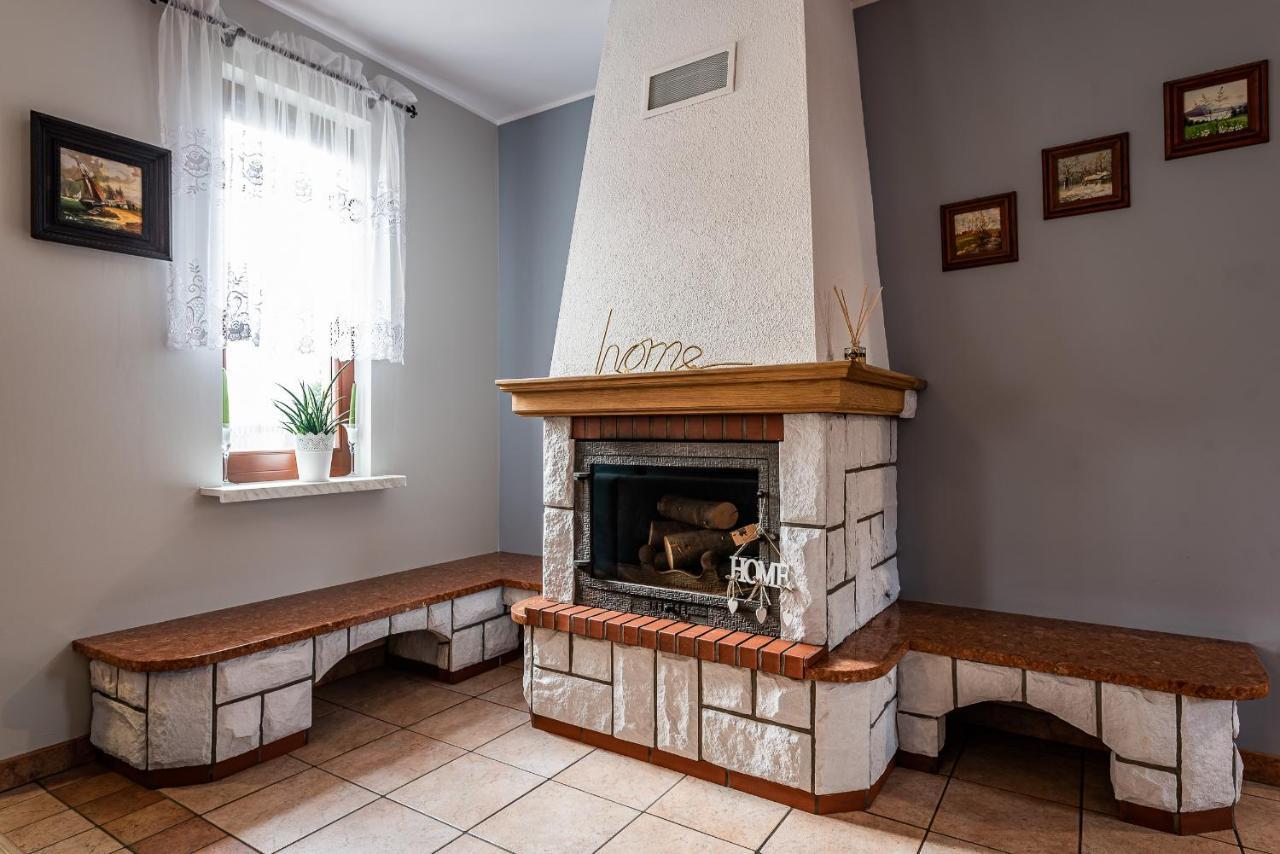 Villa U Robaczkow Zabrze Esterno foto